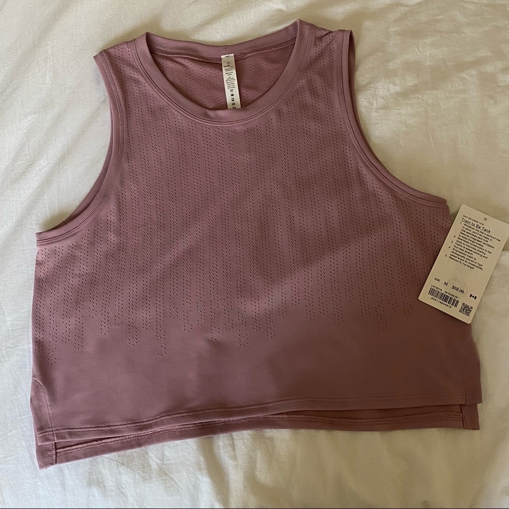 Lululemon train to be tank